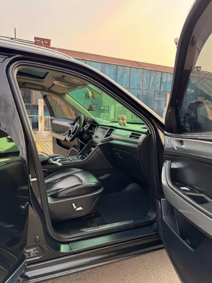 2018 Zotye Damy X7 2.0T 190HP L4 8AT,autocango,china used car exporter,china ev exporter,chinese used car exporter,chinese used ev exporter