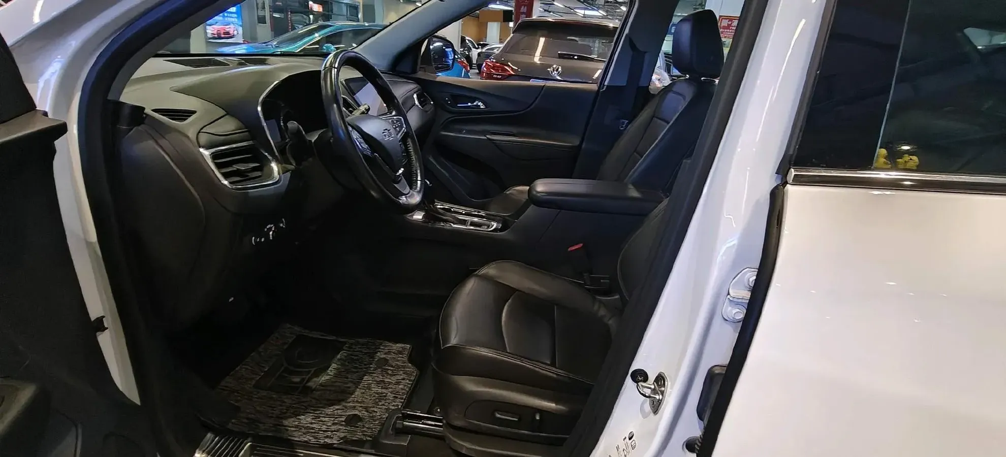 2018 Chevrolet Equinox 1.5T 180HP L4 6AT,autocango,china used car exporter,china ev exporter,chinese used car exporter,chinese used ev exporter