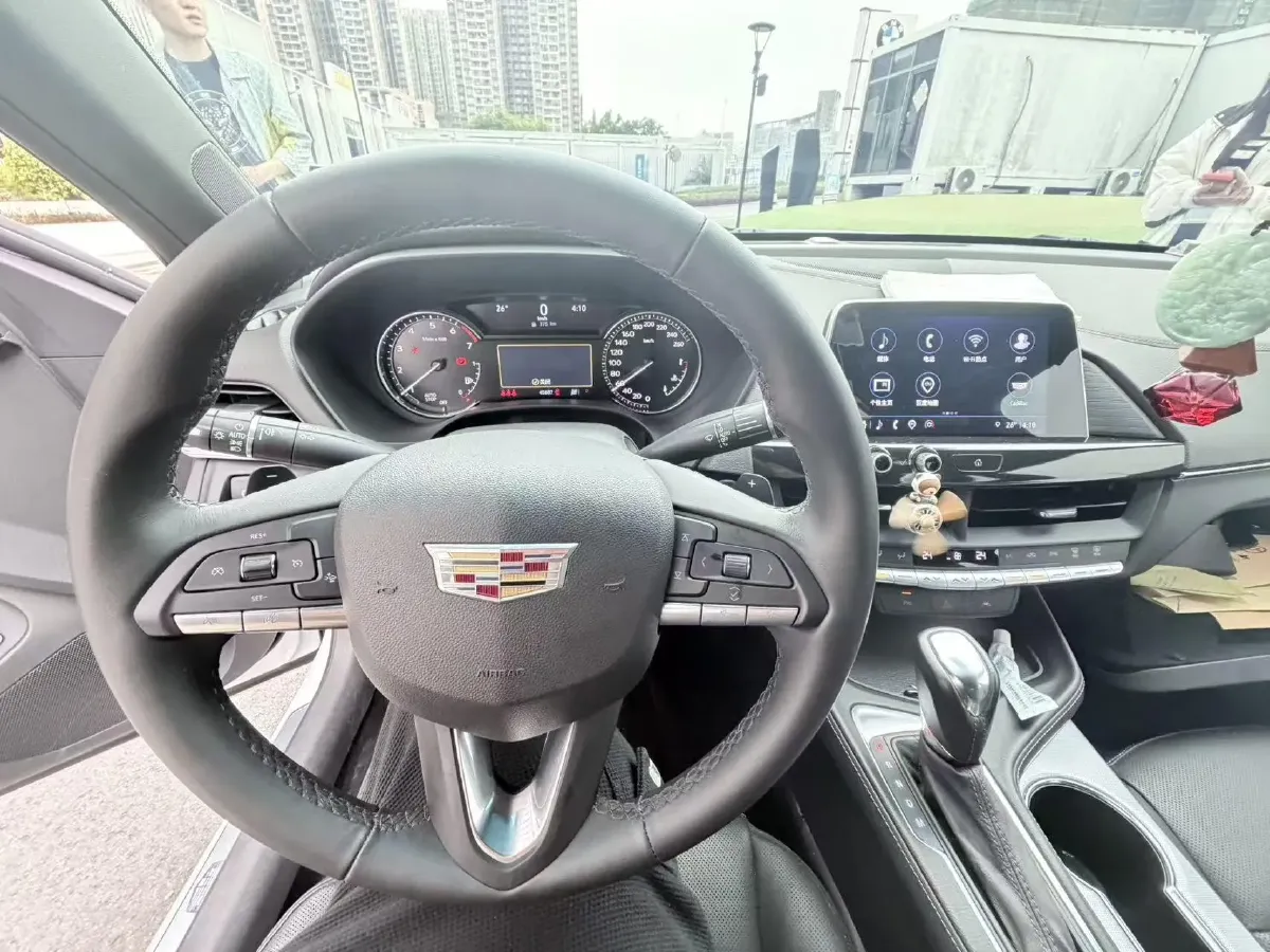 2023 Cadillac CT4 1.5T 211HP L4 8AT,autocango,china used car exporter,china ev exporter,chinese used car exporter,chinese used ev exporter