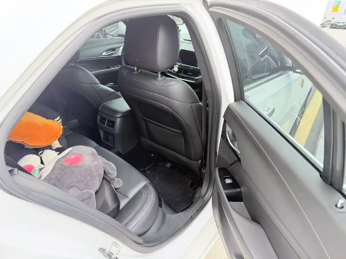 2023 Cadillac CT4 1.5T 211HP L4 8AT,autocango,china used car exporter,china ev exporter,chinese used car exporter,chinese used ev exporter