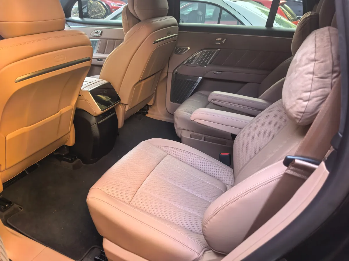 2026 ONVO L90 BEV,autocango,china used car exporter,china ev exporter,chinese used car exporter,chinese used ev exporter