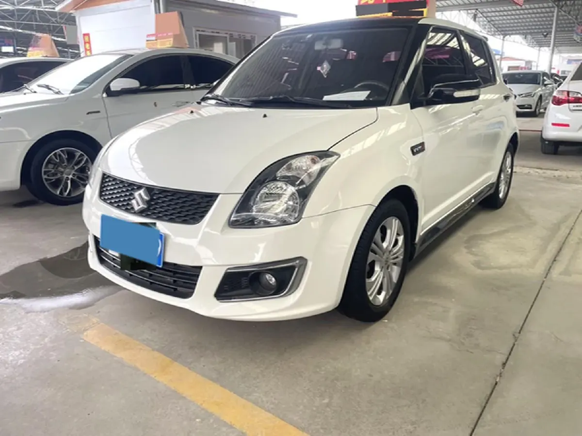 2015 LiFan 720 1.8L 133HP L4 CVT,autocango,china used car exporter,china ev exporter,chinese used car exporter,chinese used ev exporter