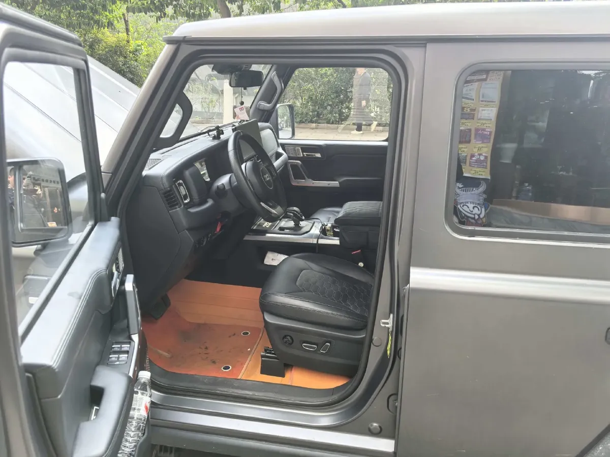 2025 212 212 T01 2.0T 252HP L4 8AT,autocango,china used car exporter,china ev exporter,chinese used car exporter,chinese used ev exporter