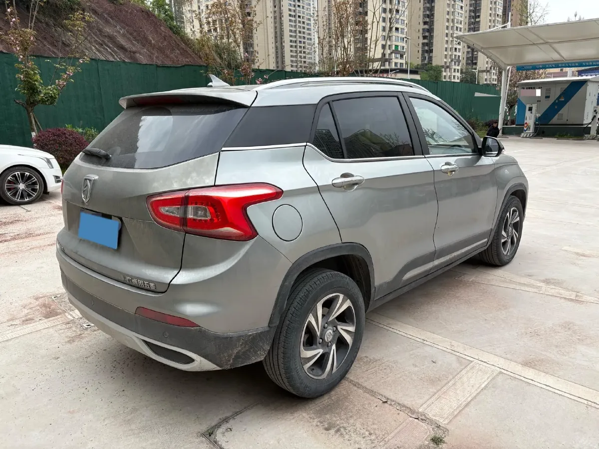 2017 BaoJun 510 1.5L 112HP L4 6MT,autocango,china used car exporter,china ev exporter,chinese used car exporter,chinese used ev exporter