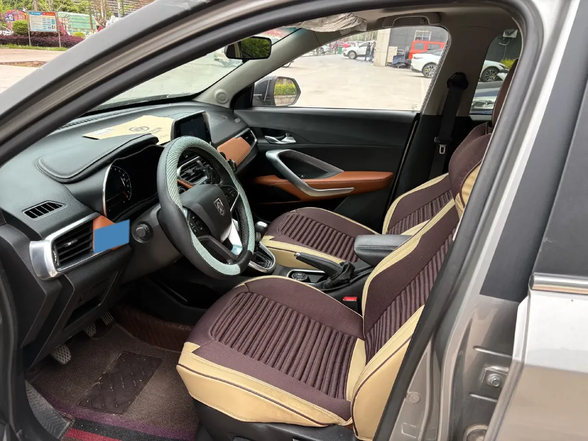 2017 BaoJun 510 1.5L 112HP L4 6MT,autocango,china used car exporter,china ev exporter,chinese used car exporter,chinese used ev exporter