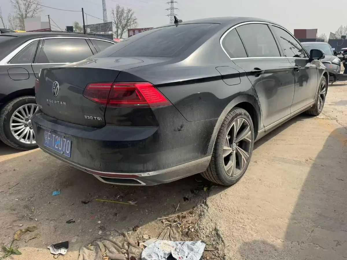 2021 Volkswagen Magotan 2.0T 186HP L4 7DCT,autocango,china used car exporter,china ev exporter,chinese used car exporter,chinese used ev exporter