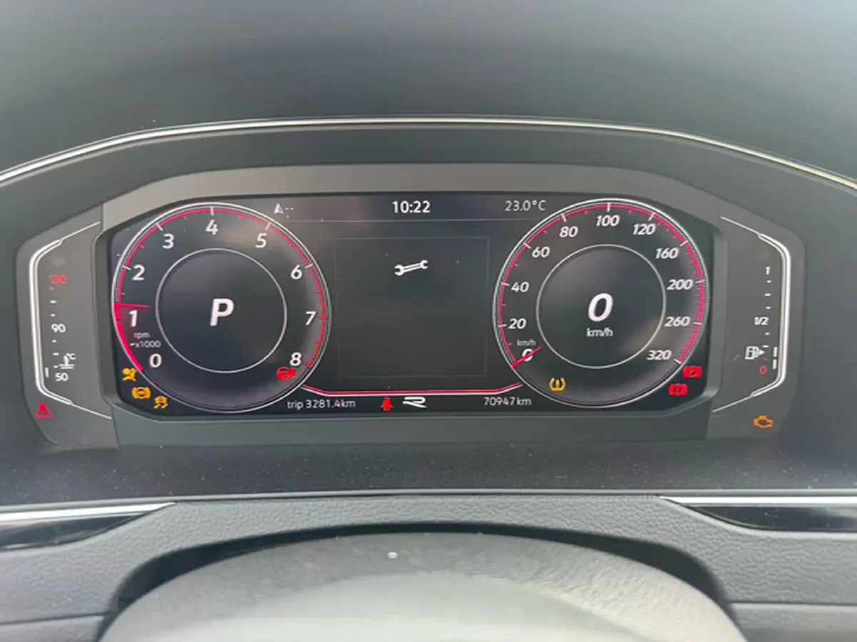 2021 Volkswagen Magotan 2.0T 186HP L4 7DCT,autocango,china used car exporter,china ev exporter,chinese used car exporter,chinese used ev exporter