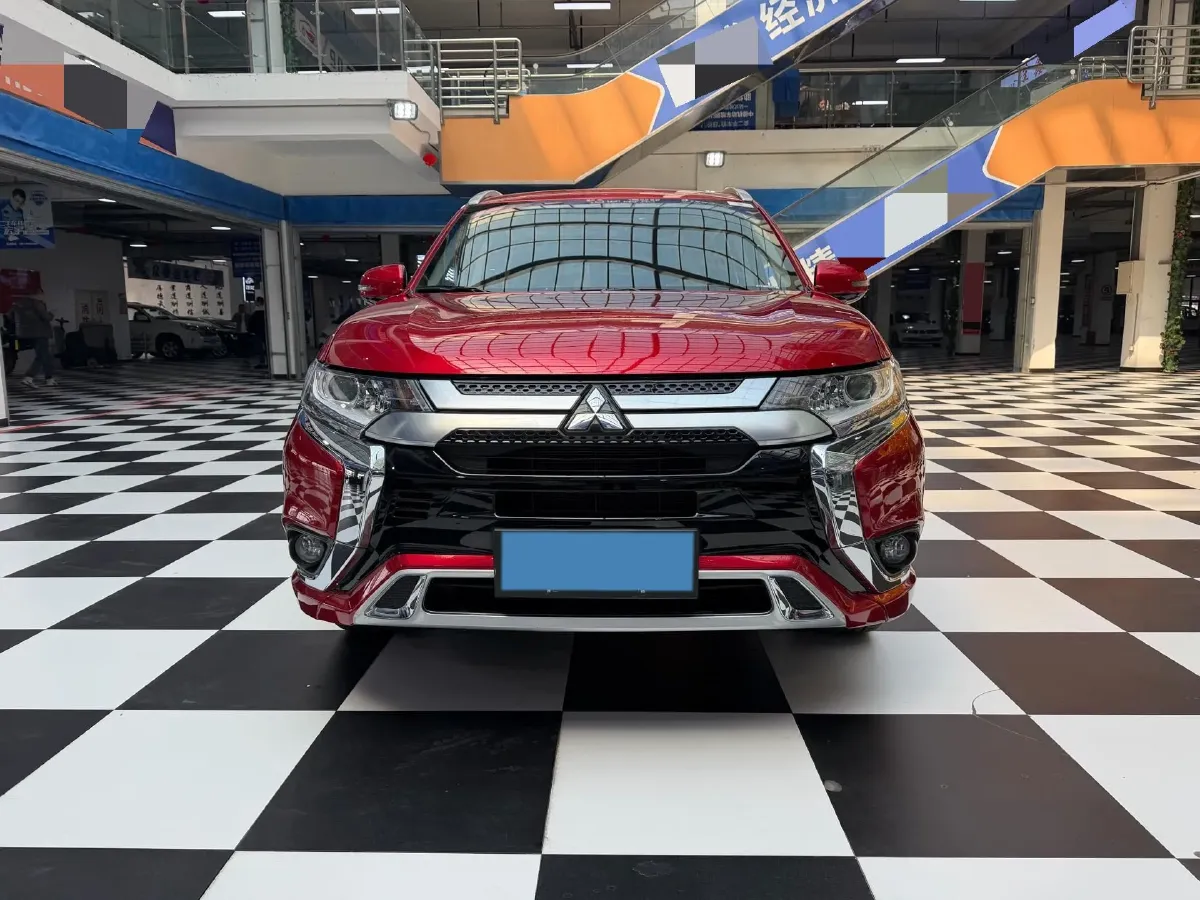 2021 Mitsubishi Outlander 2.0L 166HP L4 CVT,autocango,china used car exporter,china ev exporter,chinese used car exporter,chinese used ev exporter