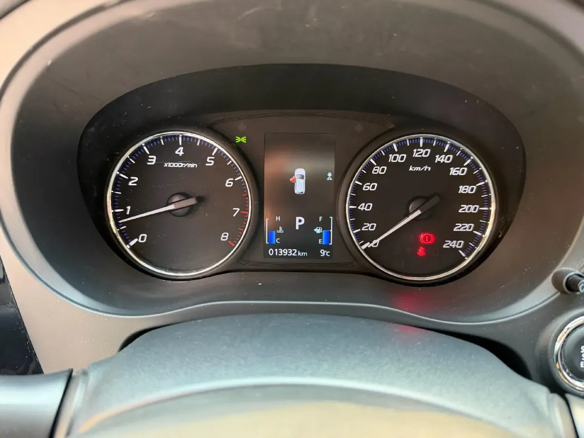 2021 Mitsubishi Outlander 2.0L 166HP L4 CVT,autocango,china used car exporter,china ev exporter,chinese used car exporter,chinese used ev exporter