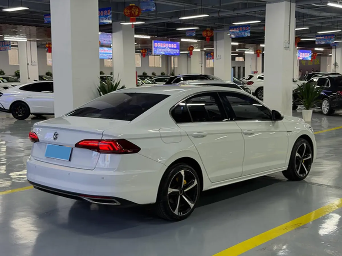 2019 Ford Focus 1.5T 184HP L3 8AT,autocango,china used car exporter,china ev exporter,chinese used car exporter,chinese used ev exporter