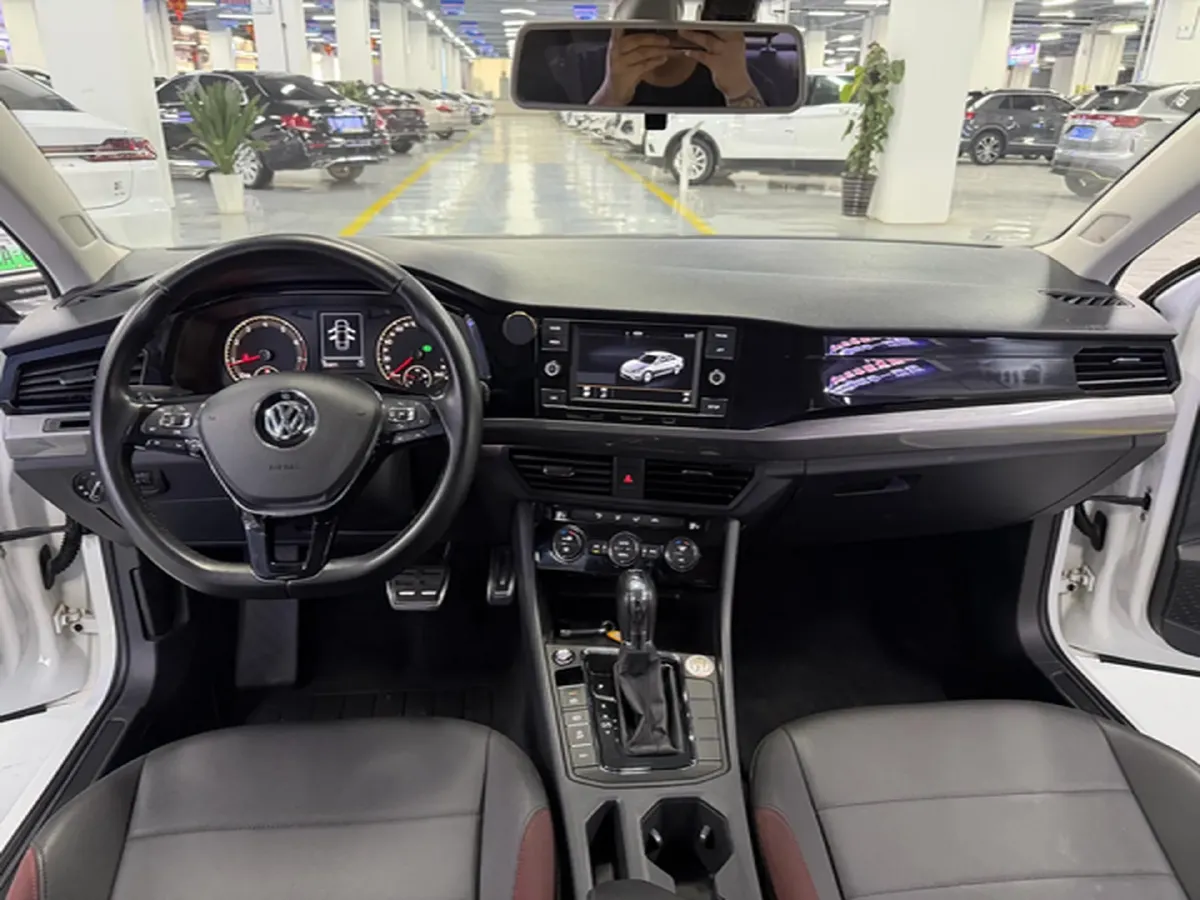 2019 Ford Focus 1.5T 184HP L3 8AT,autocango,china used car exporter,china ev exporter,chinese used car exporter,chinese used ev exporter