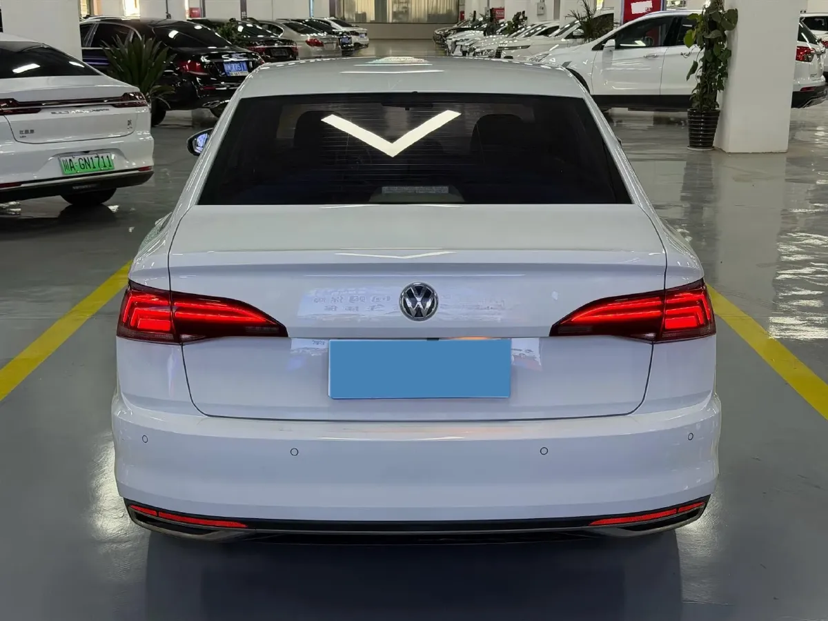 2019 Ford Focus 1.5T 184HP L3 8AT,autocango,china used car exporter,china ev exporter,chinese used car exporter,chinese used ev exporter