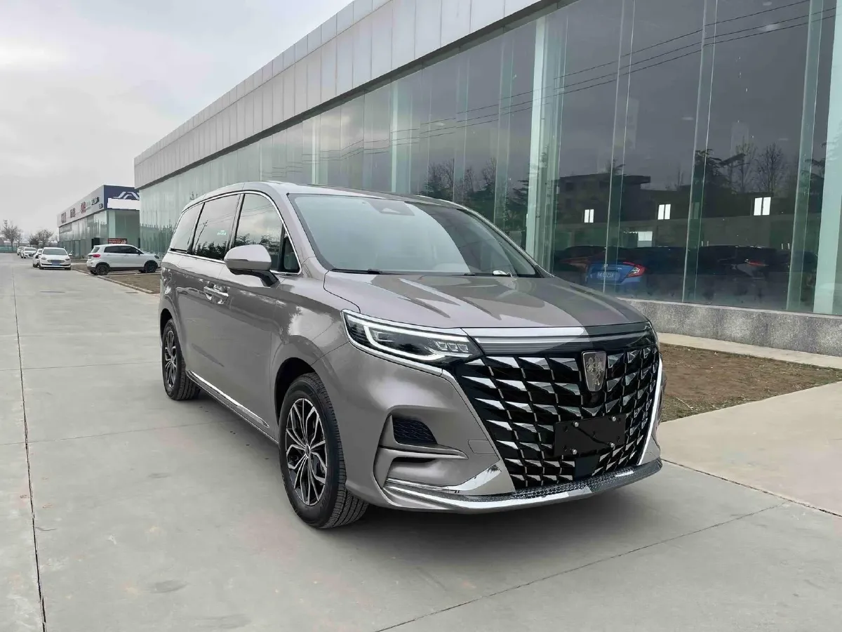 2025 Roewe iMAX8 1.5T 150HP L4 1DHT PHEV 24.7KWH,autocango,china used car exporter,china ev exporter,chinese used car exporter,chinese used ev exporter