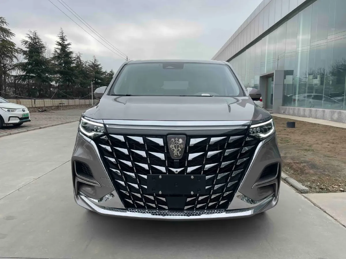 2025 Roewe iMAX8 1.5T 150HP L4 1DHT PHEV 24.7KWH,autocango,china used car exporter,china ev exporter,chinese used car exporter,chinese used ev exporter