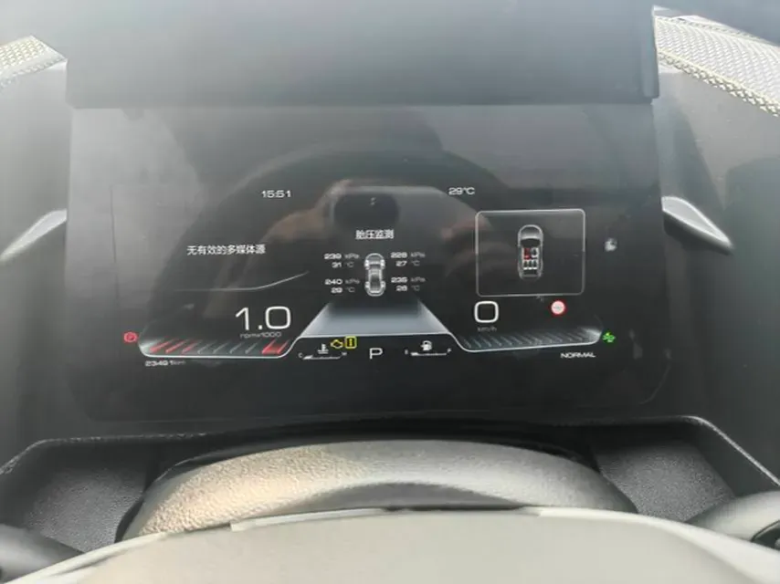 2024 Haval Dargo 1.5T 184HP L4 7DCT,autocango,china used car exporter,china ev exporter,chinese used car exporter,chinese used ev exporter