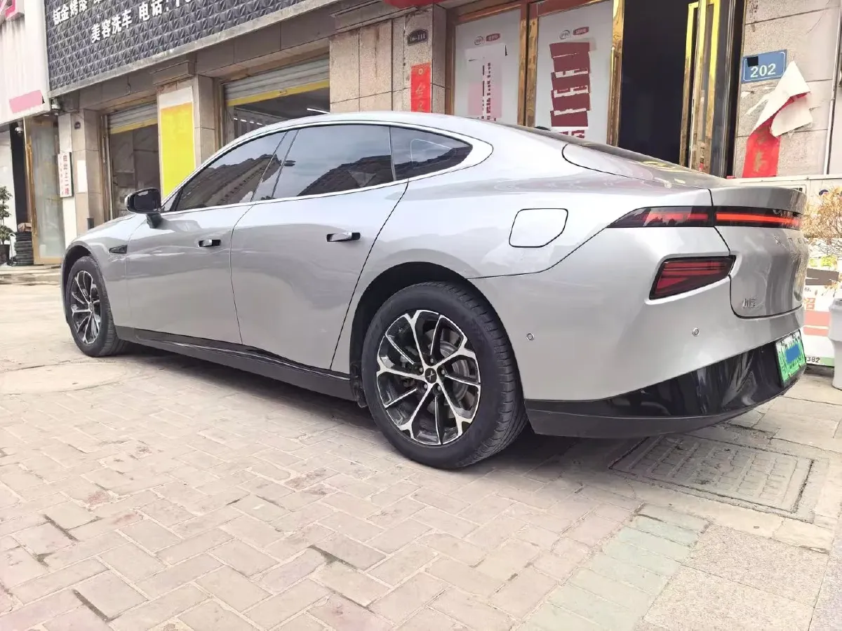 2023 Xpeng P7 BEV 70.8KWH,autocango,china used car exporter,china ev exporter,chinese used car exporter,chinese used ev exporter