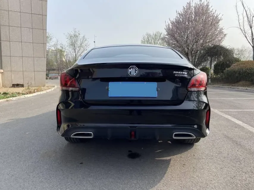 2021 MG 5 1.5T 173HP L4 7DCT,autocango,china used car exporter,china ev exporter,chinese used car exporter,chinese used ev exporter