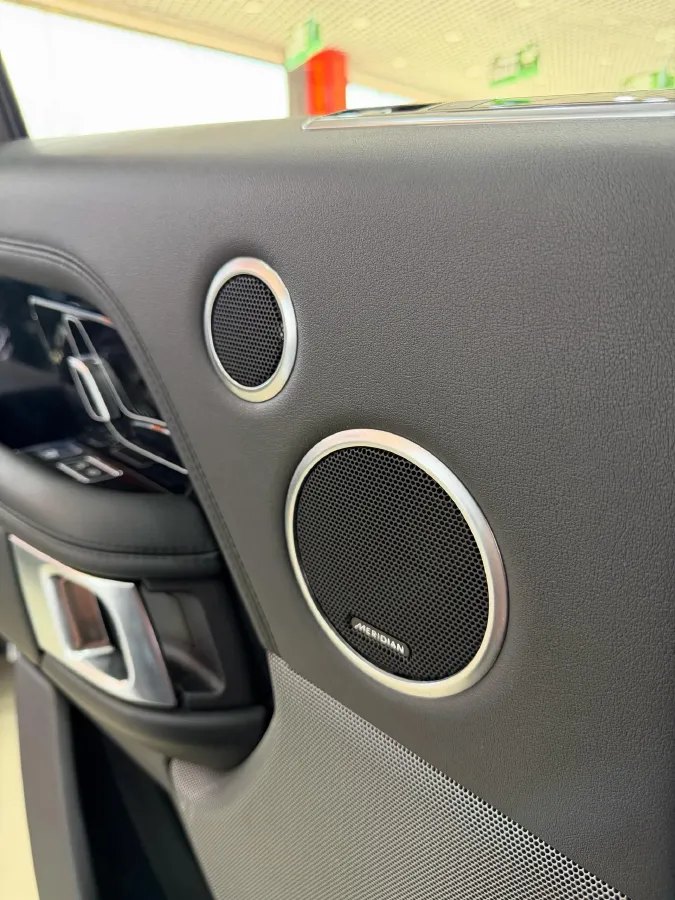 2018 Land Rover Range Rover Evoque 2.0T 241HP L4 9AT,autocango,china used car exporter,china ev exporter,chinese used car exporter,chinese used ev exporter