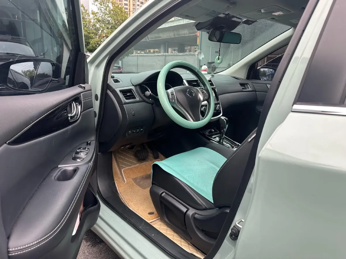 2024 Nissan Tiida 1.6L 122HP L4 CVT,autocango,china used car exporter,china ev exporter,chinese used car exporter,chinese used ev exporter