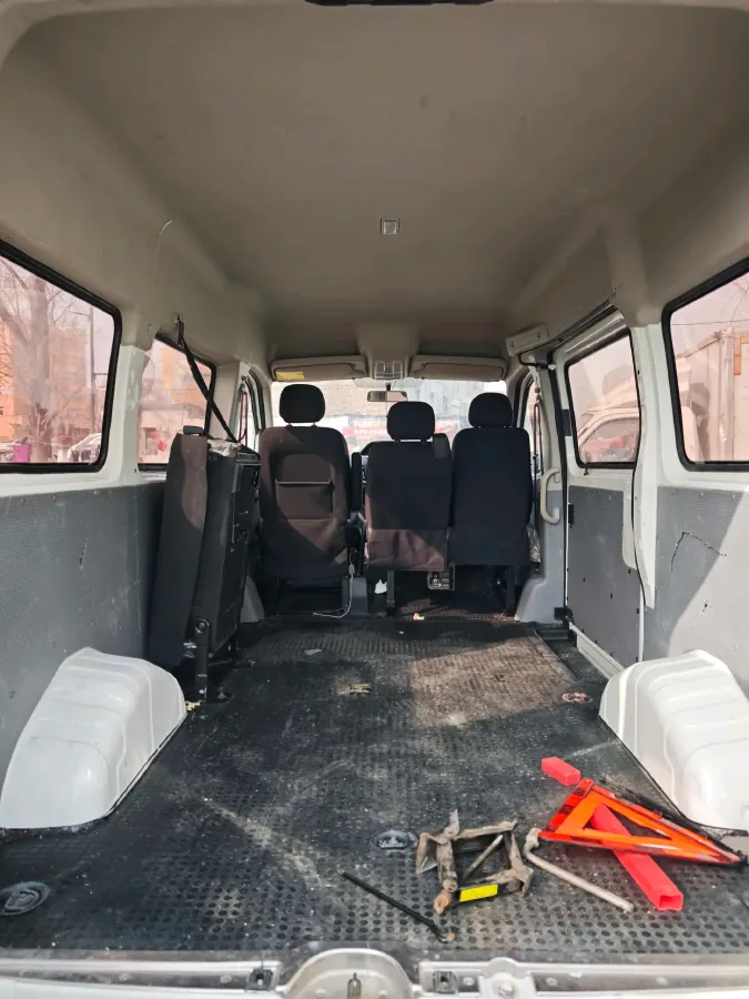 2020 MAXUS XinTu V80 2.5T 136HP L4 6MT,autocango,china used car exporter,china ev exporter,chinese used car exporter,chinese used ev exporter