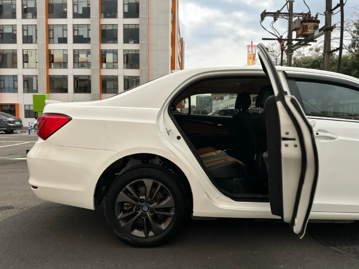 2018 BYD Qin 1.5T 154HP L4 6DCT PHEV 15.2KWH,autocango,china used car exporter,china ev exporter,chinese used car exporter,chinese used ev exporter