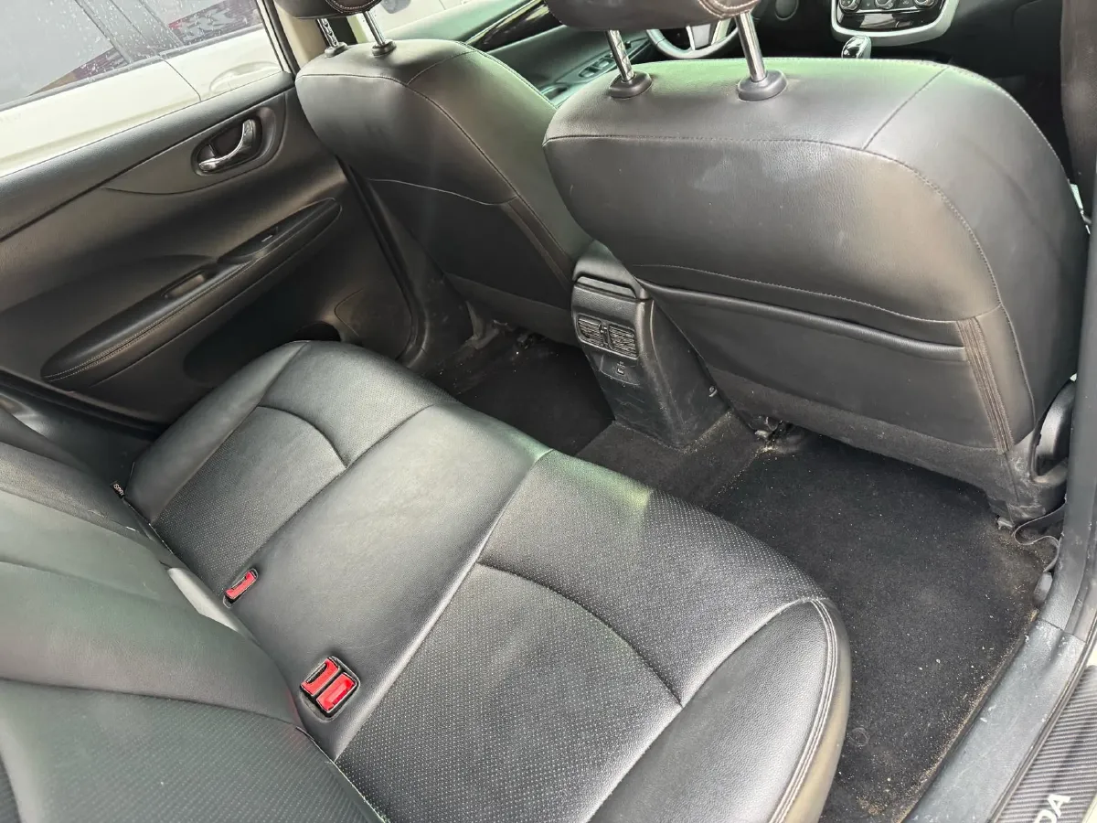 2021 Nissan Tiida 1.6L 122HP L4 CVT,autocango,china used car exporter,china ev exporter,chinese used car exporter,chinese used ev exporter