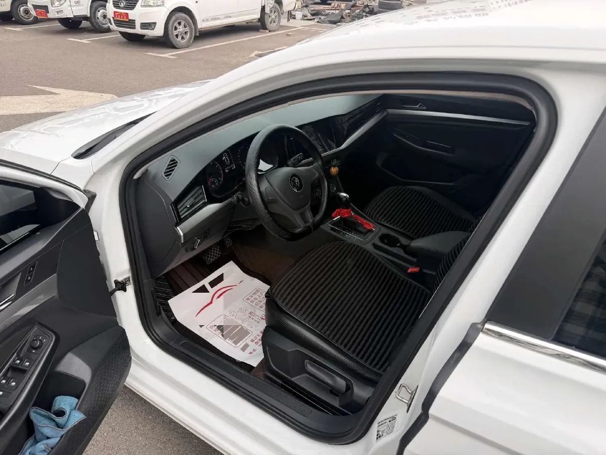 2021 Volkswagen Bora 1.5L 113HP L4 6AT,autocango,china used car exporter,china ev exporter,chinese used car exporter,chinese used ev exporter