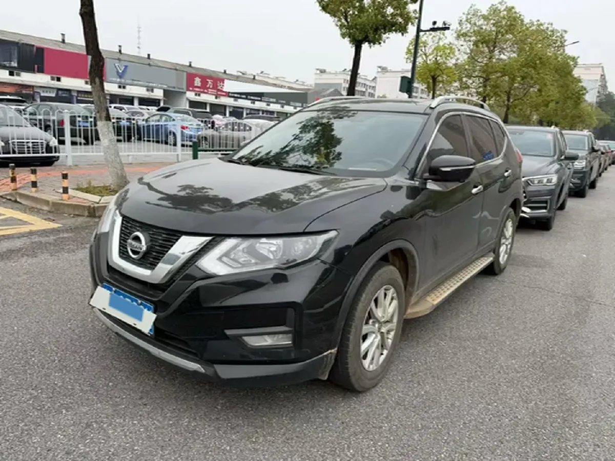 2021 Nissan X-Trail 2.0L 151HP L4 CVT,autocango,china used car exporter,china ev exporter,chinese used car exporter,chinese used ev exporter