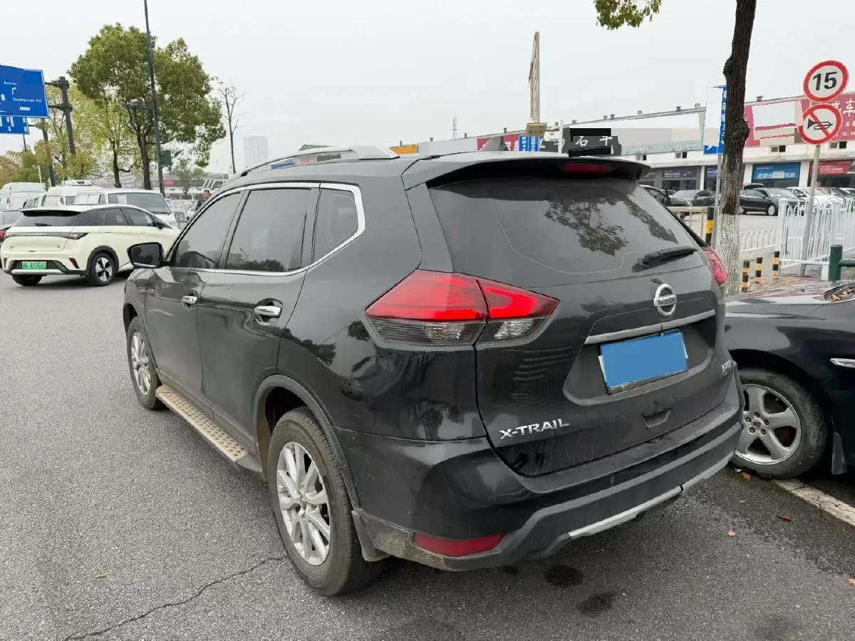 2021 Nissan X-Trail 2.0L 151HP L4 CVT,autocango,china used car exporter,china ev exporter,chinese used car exporter,chinese used ev exporter