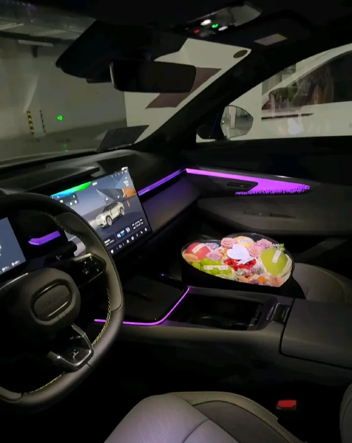 2025 LYNK&CO 08 EM-P 1.5T 163HP L4 3DHT PHEV 21.2KWH,autocango,china used car exporter,china ev exporter,chinese used car exporter,chinese used ev exporter