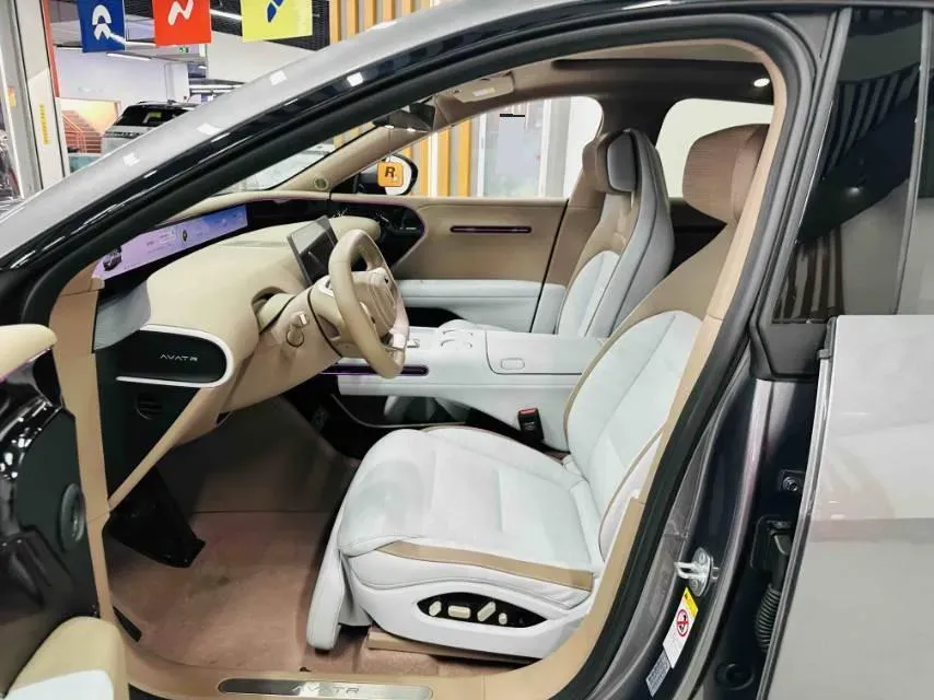 2024 Avatr 07 BEV 82.16KWH,autocango,china used car exporter,china ev exporter,chinese used car exporter,chinese used ev exporter