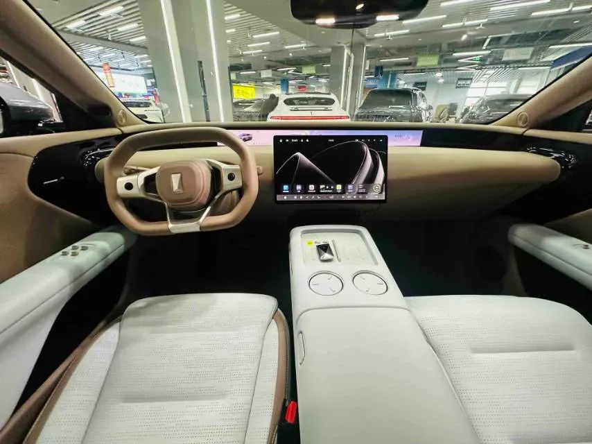 2024 Avatr 07 BEV 82.16KWH,autocango,china used car exporter,china ev exporter,chinese used car exporter,chinese used ev exporter