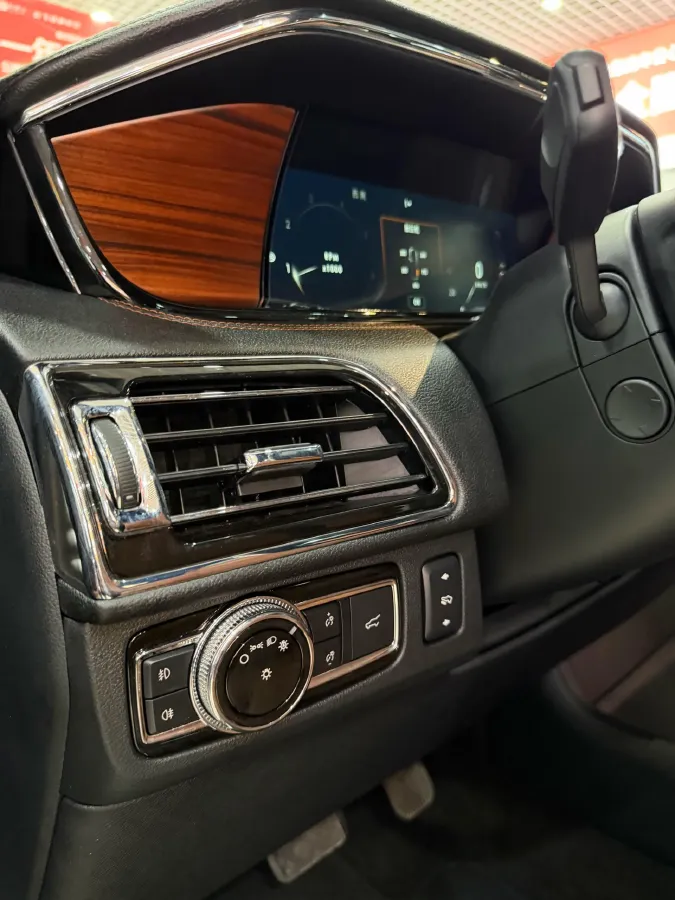 2019 Lincoln Navigator 3.5T 388HP V6 10AT,autocango,china used car exporter,china ev exporter,chinese used car exporter,chinese used ev exporter