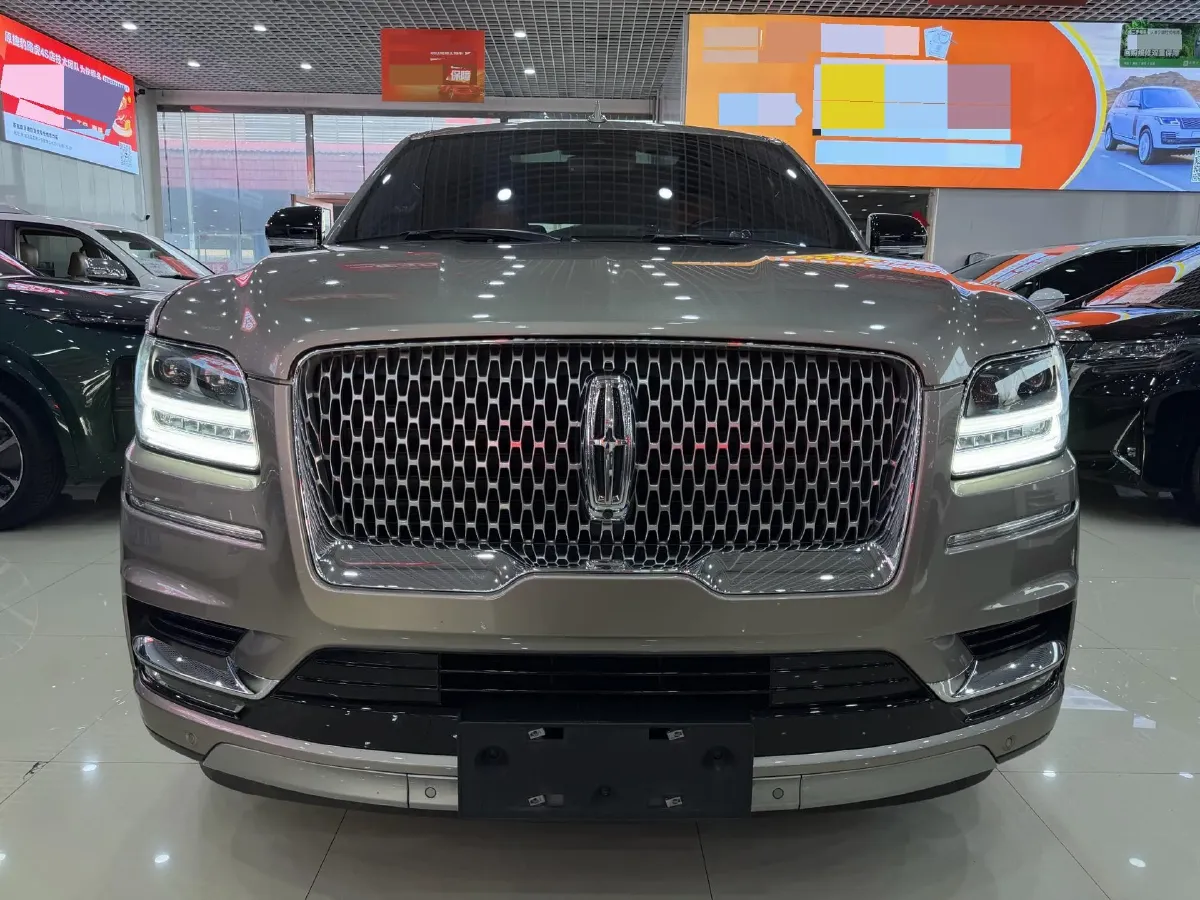 2019 Lincoln Navigator 3.5T 388HP V6 10AT,autocango,china used car exporter,china ev exporter,chinese used car exporter,chinese used ev exporter