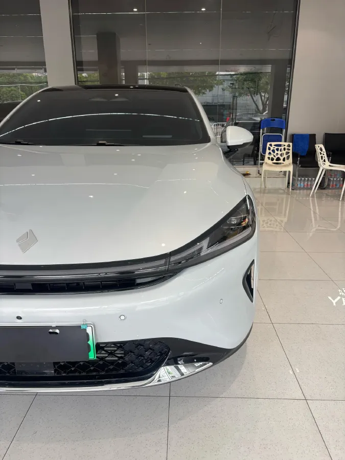 2025 BaoJun XiangJing 1.5T 143HP L4 1DHT PHEV,autocango,china used car exporter,china ev exporter,chinese used car exporter,chinese used ev exporter