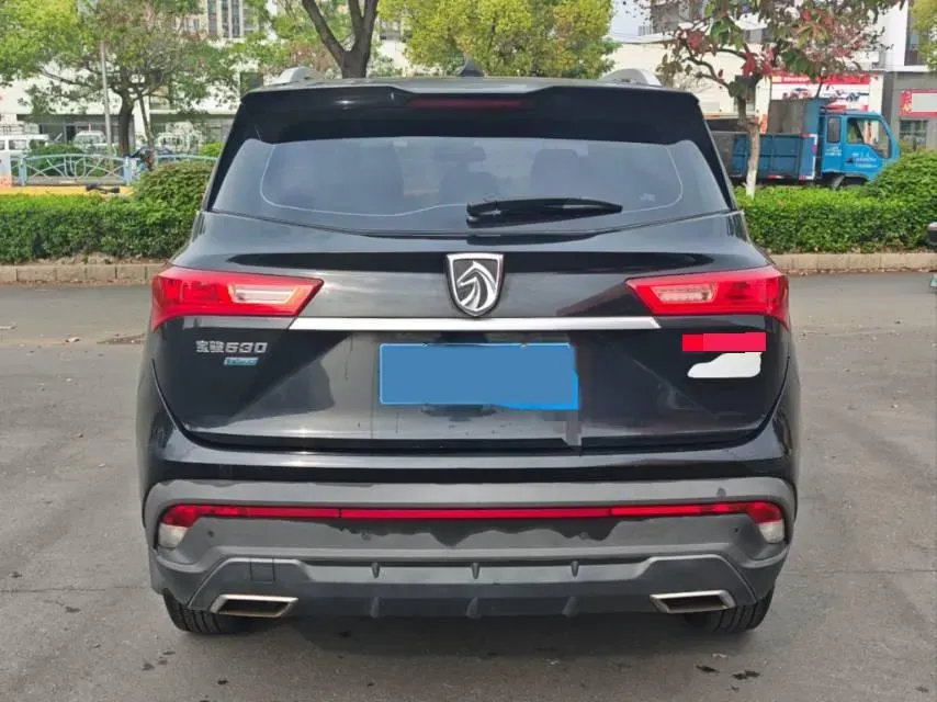 2018 BaoJun 530 1.5T 150HP L4 6MT,autocango,china used car exporter,china ev exporter,chinese used car exporter,chinese used ev exporter