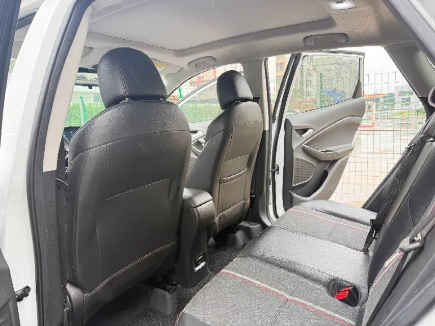 2019 Chevrolet Trax 1.0T 125HP L3 6AT,autocango,china used car exporter,china ev exporter,chinese used car exporter,chinese used ev exporter