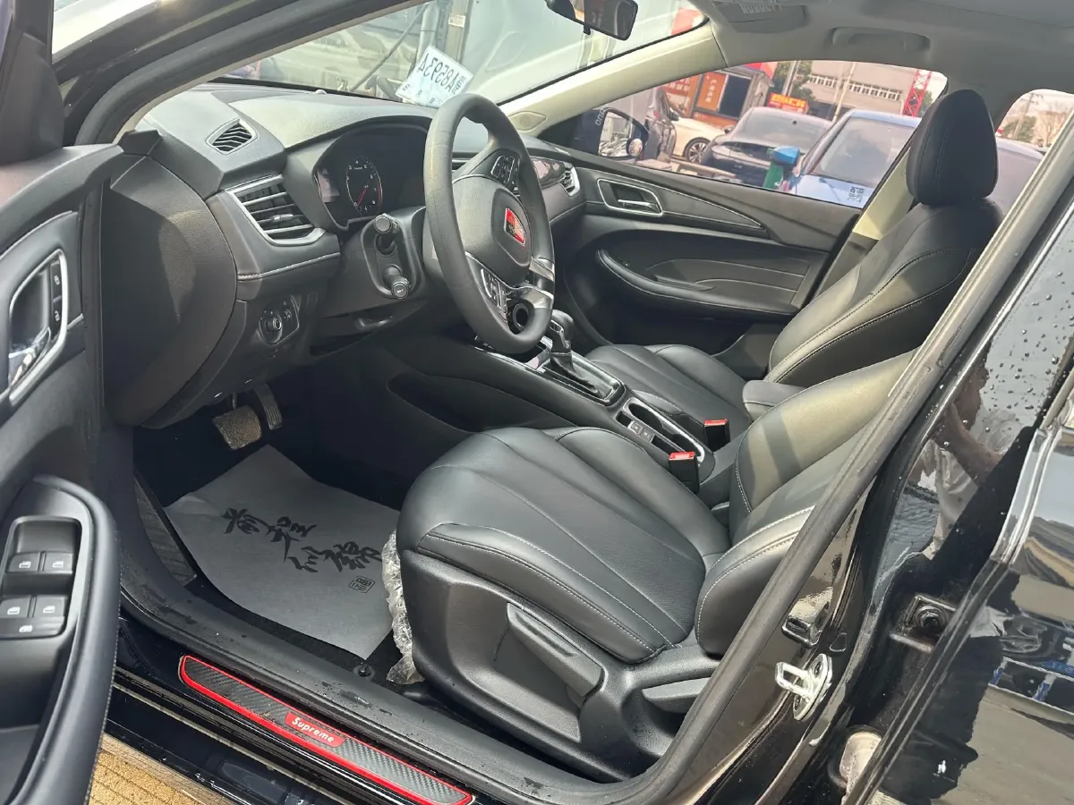 2019 Roewe i5 1.5L 120HP L4 CVT,autocango,china used car exporter,china ev exporter,chinese used car exporter,chinese used ev exporter