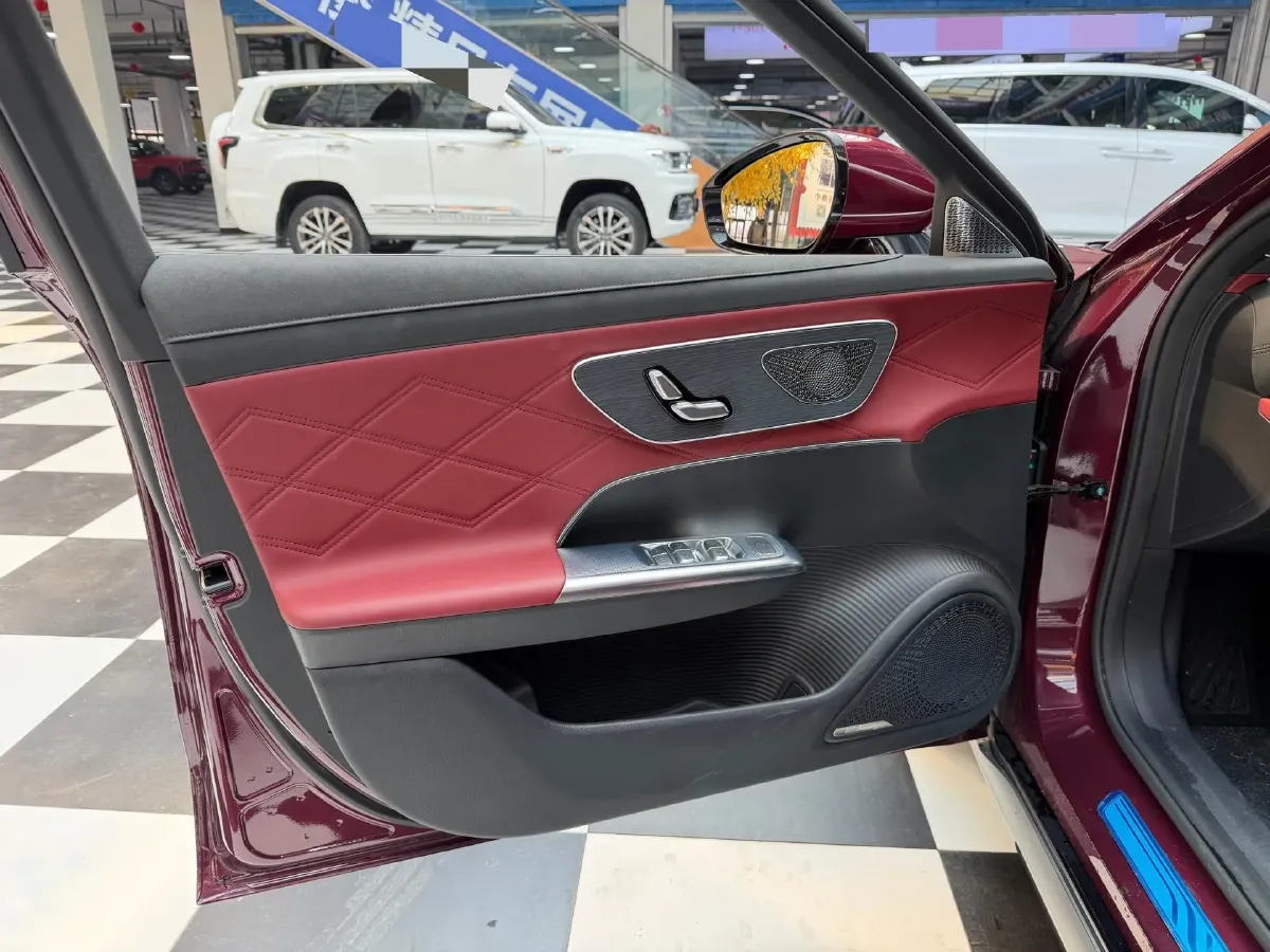 2025 Fulwin FulwinA9L 1.5T 156HP L4 1DHT PHEV,autocango,china used car exporter,china ev exporter,chinese used car exporter,chinese used ev exporter