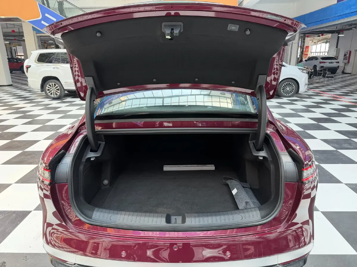 2025 Fulwin FulwinA9L 1.5T 156HP L4 1DHT PHEV,autocango,china used car exporter,china ev exporter,chinese used car exporter,chinese used ev exporter