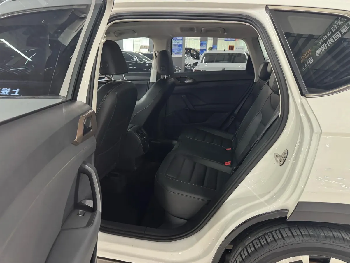 2021 Volkswagen Tharu 1.4T 150HP L4 7DCT,autocango,china used car exporter,china ev exporter,chinese used car exporter,chinese used ev exporter