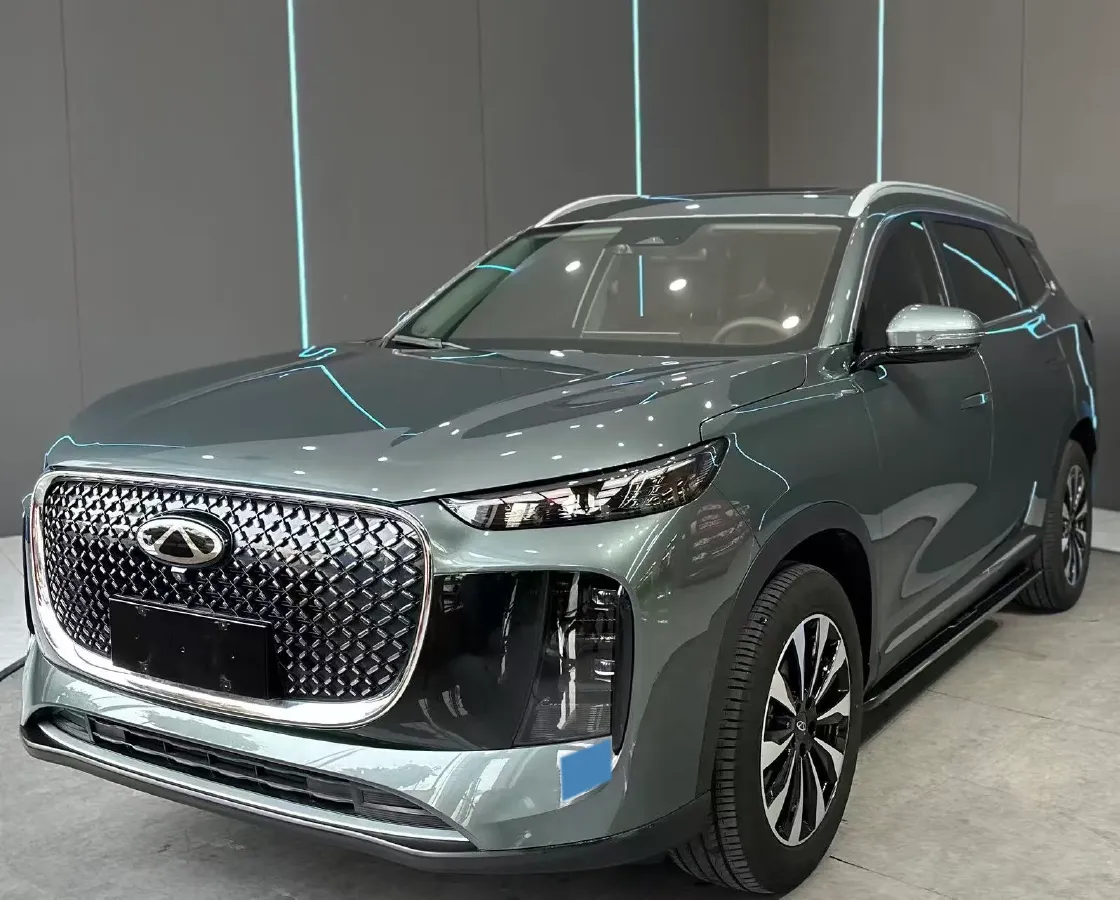 2025 Chery Tiggo 8 Plus 1.6T 197HP L4 7DCT,autocango,china used car exporter,china ev exporter,chinese used car exporter,chinese used ev exporter