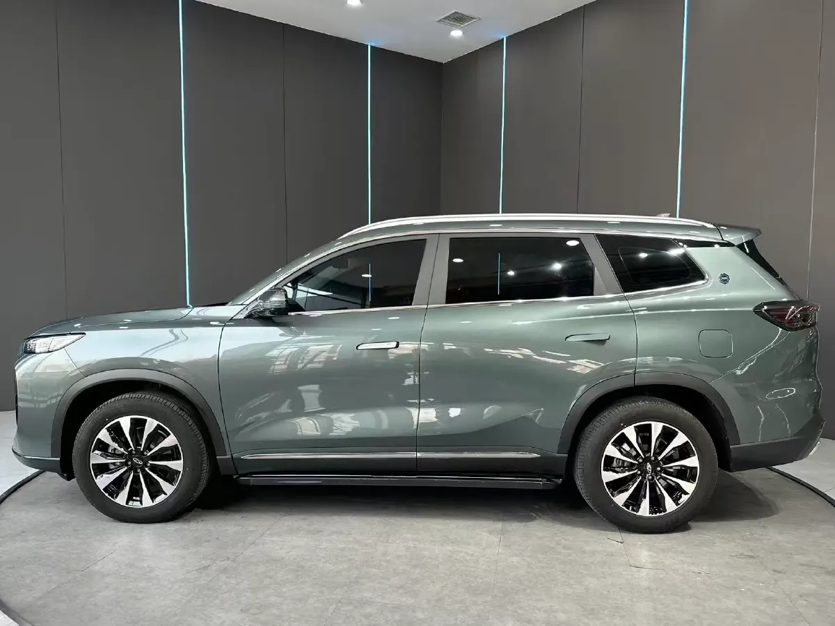 2025 Chery Tiggo 8 Plus 1.6T 197HP L4 7DCT,autocango,china used car exporter,china ev exporter,chinese used car exporter,chinese used ev exporter