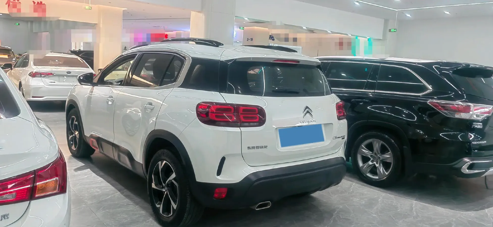 2017 Citroen C5 Aircross 1.6T 167HP L4 6AT,autocango,china used car exporter,china ev exporter,chinese used car exporter,chinese used ev exporter