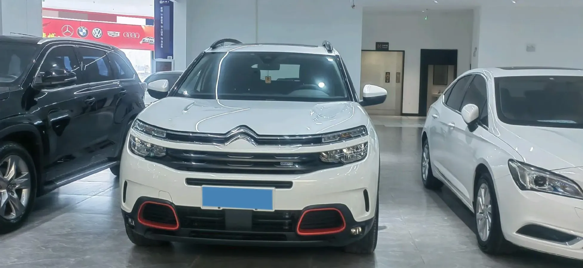 2017 Citroen C5 Aircross 1.6T 167HP L4 6AT,autocango,china used car exporter,china ev exporter,chinese used car exporter,chinese used ev exporter