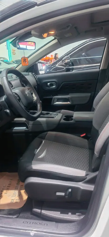 2017 Citroen C5 Aircross 1.6T 167HP L4 6AT,autocango,china used car exporter,china ev exporter,chinese used car exporter,chinese used ev exporter