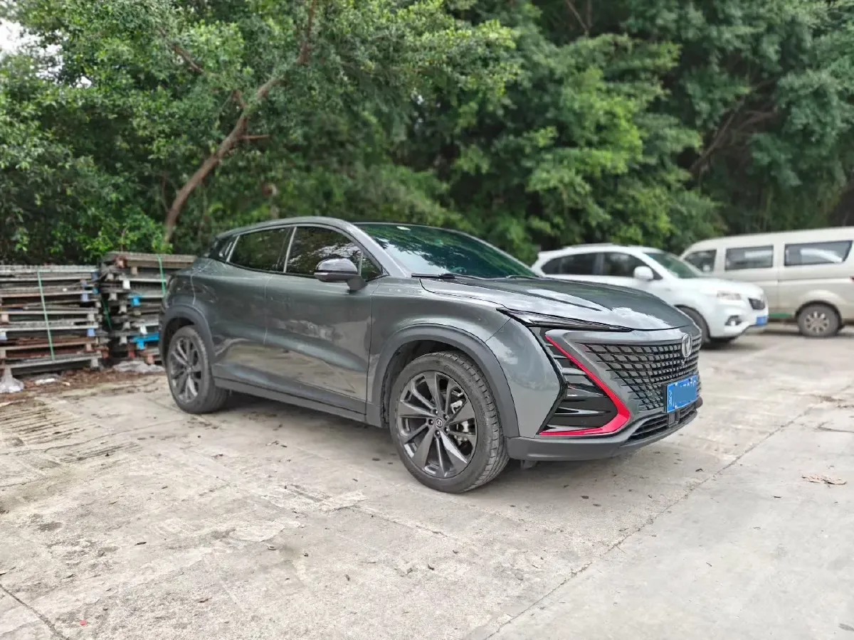 2020 ChangAn UNI-T 1.5T 180HP L4 7DCT,autocango,china used car exporter,china ev exporter,chinese used car exporter,chinese used ev exporter