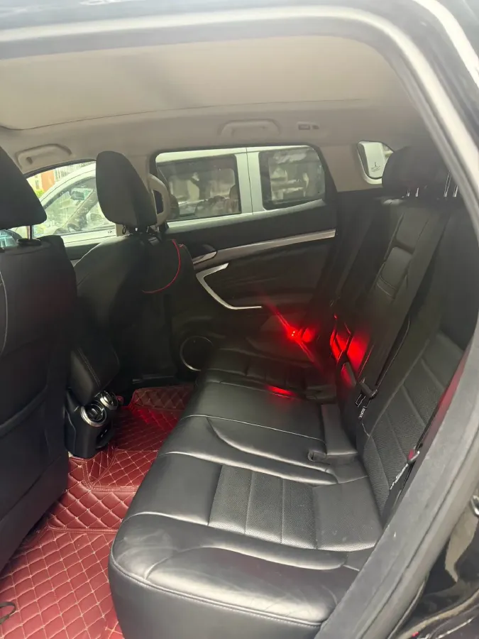 2017 WEY VV7 2.0T 234HP L4 7DCT,autocango,china used car exporter,china ev exporter,chinese used car exporter,chinese used ev exporter