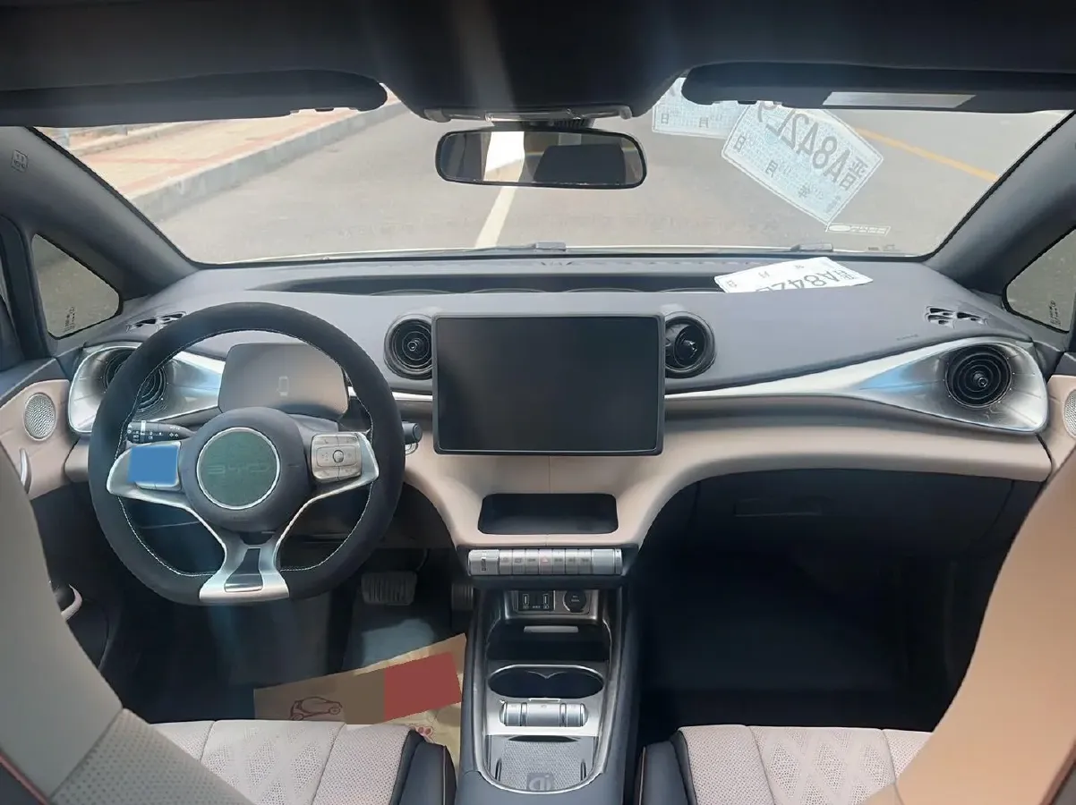 2023 BYD Dolphin BEV 44.928KWH,autocango,china used car exporter,china ev exporter,chinese used car exporter,chinese used ev exporter