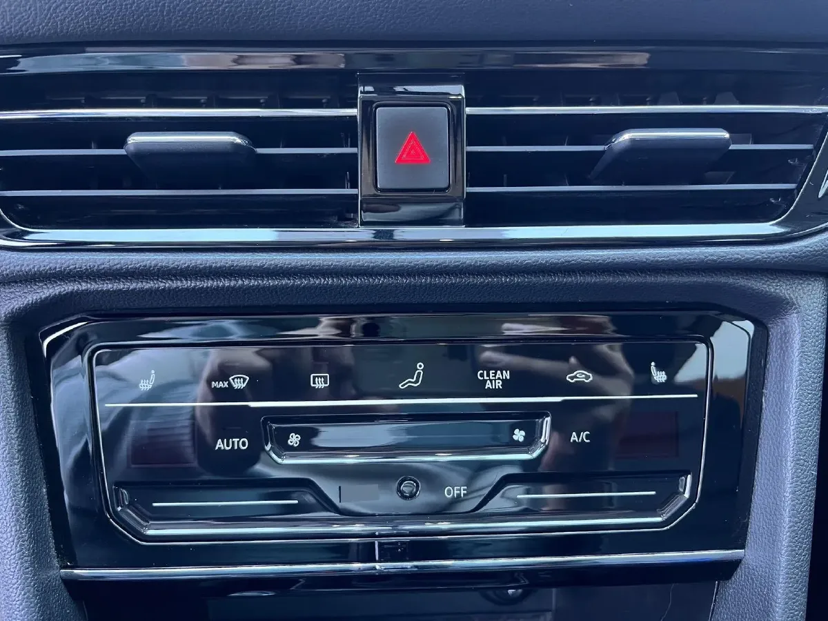 2021 Volkswagen Tharu 1.4T 150HP L4 7DCT,autocango,china used car exporter,china ev exporter,chinese used car exporter,chinese used ev exporter